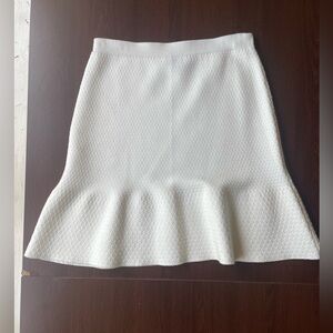 Theory mini skirt great condition size petite color is a light cream